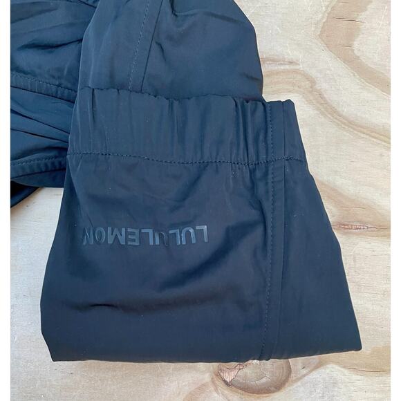 VINTAGE LULULEMON Windbreaker‎ Puffer Coat Casual Men's Black SIZE M - Picture 3 of 8